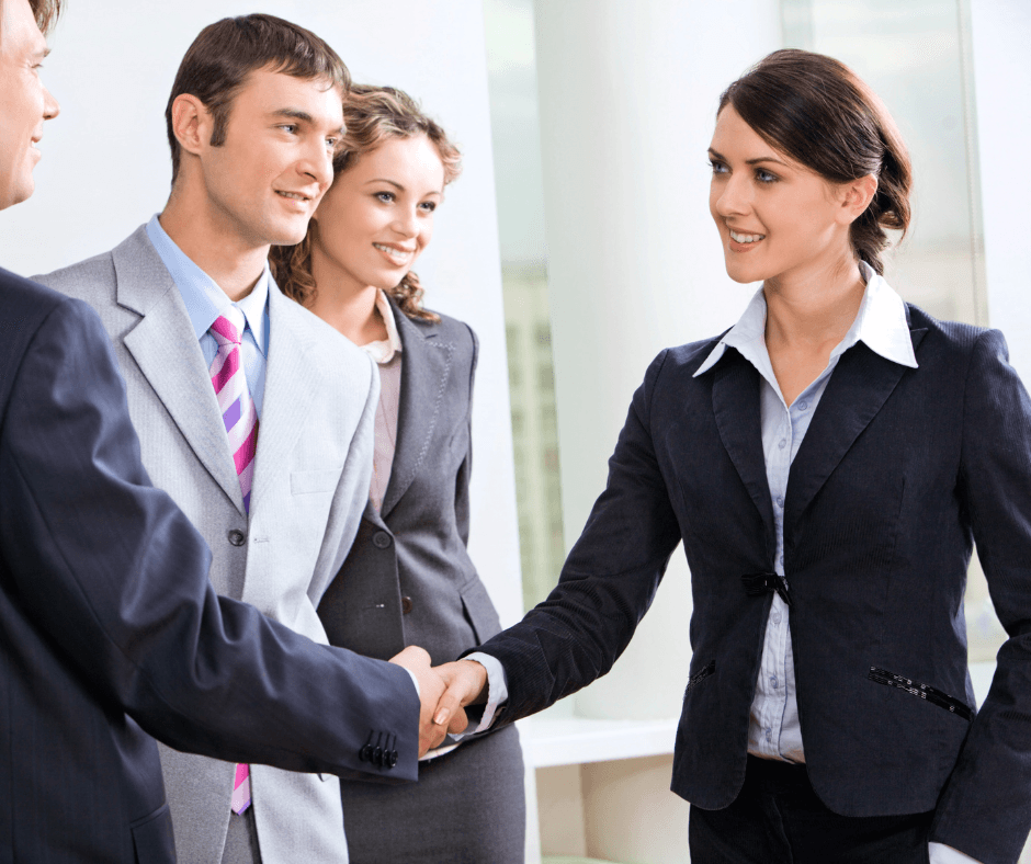 Brązowy Vintage Zdjęcie Kolaż Post na Facebooku (38)